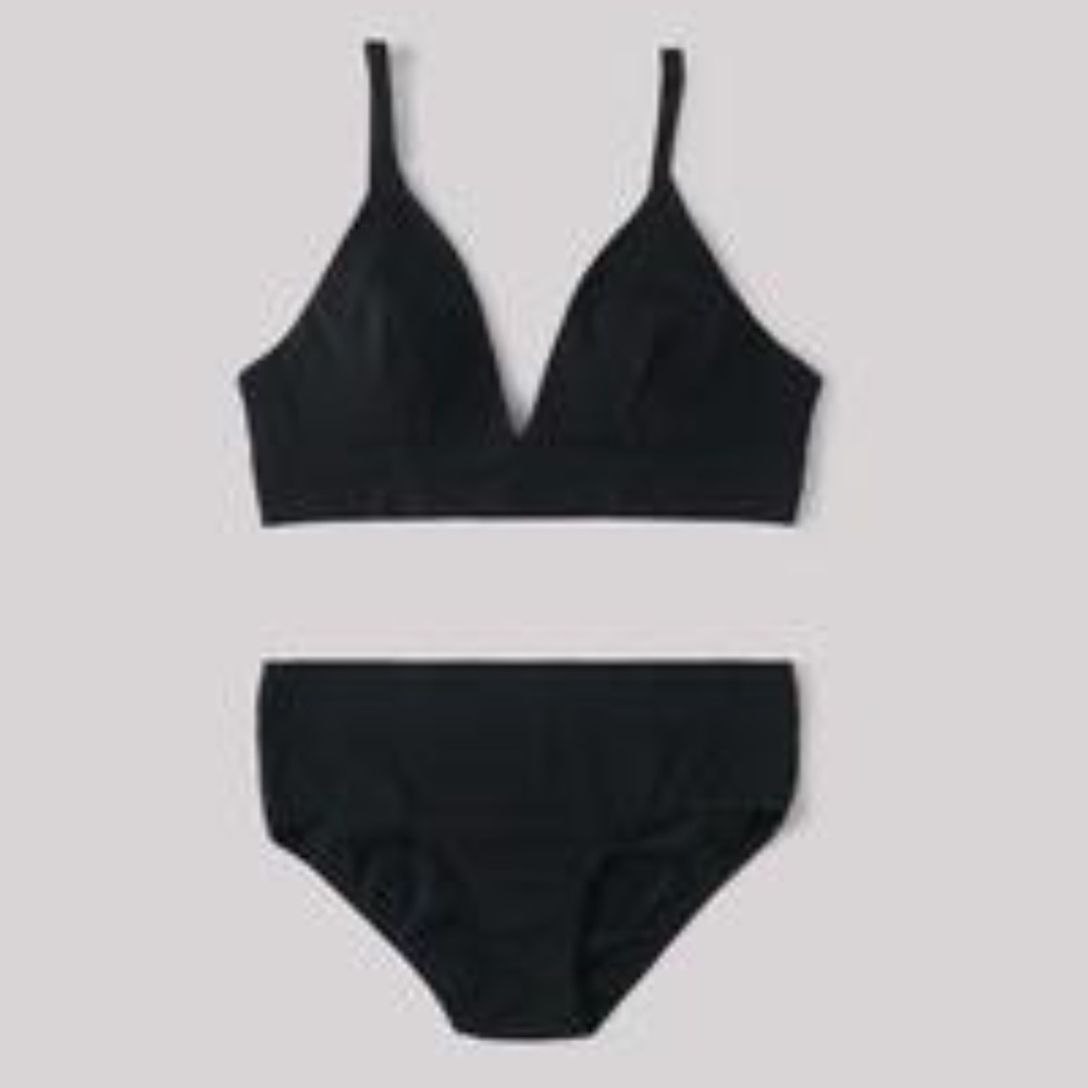 Organic Basics Cotton Triangle Bra
